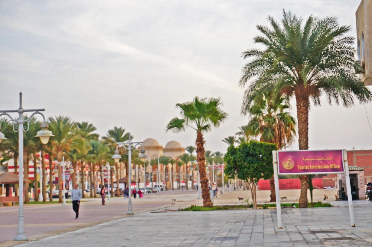 Ferienwohnung Modern Mountain View On The Touristic Promenade Hurghada Exterior foto